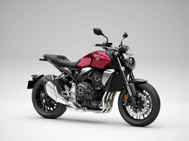 Honda CB 1000 R 2023-es modell Black Edition