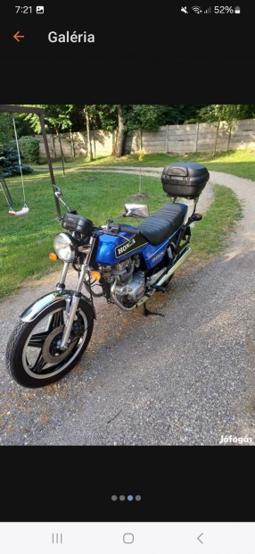 Honda CB 250 alkatrsznek.