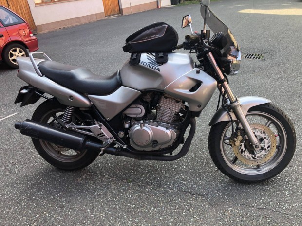 Honda CB 500