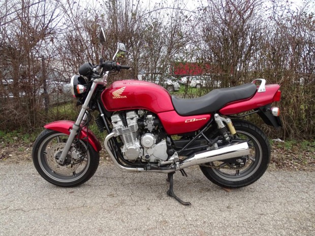 Honda CB 750 30e.KM! Gyri fnyezs! Csere-aut...