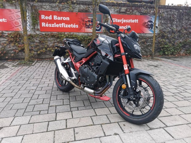 Honda CB 750 Hornet 3+1 v kiterjesztett Red Ba...