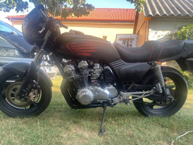 Honda CB 900 F