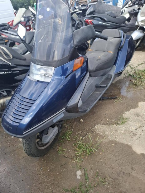 Honda CN 250 ..