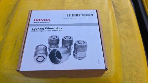 Honda CR-V 5gen. Gy�ri ker�k�r �s csavarok