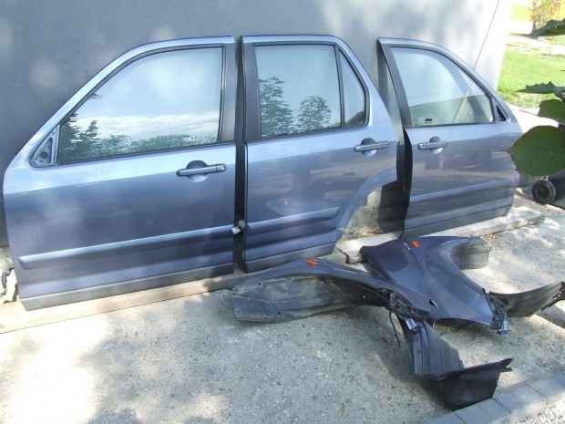 Honda CR-V II es ajt� crv2 ajt�