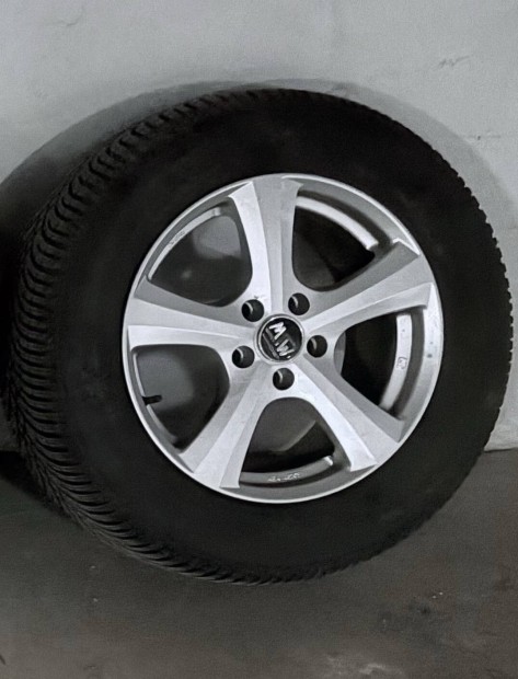 Honda CR-V alufelni 225/ 65/R17 Kleber Krisalp HP3 gumival