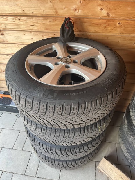 Honda CR-V alufelni téligumival