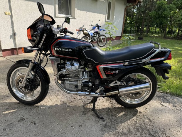 Honda CX 500 Eurosport alkatrszek