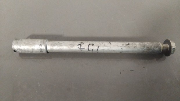 Honda Cbr 600 F4i - Tengely