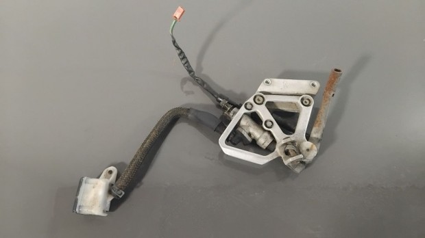 Honda Cbr 600 F '87 Jobb oldali l�btart� konzol, f�kkarral, f�kmunkah