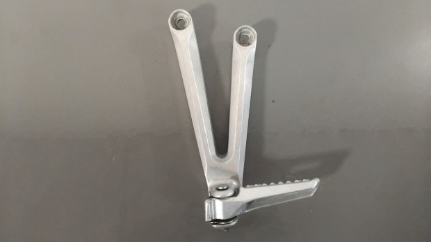 Honda Cbr 600 RR '05-06 Bal oldali l�btart� konzol