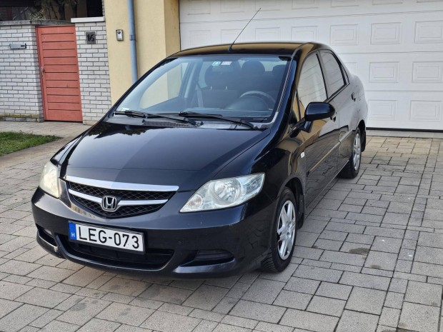 Honda City 1.4 Es Els� Gazd�s Garant�lt 209000km