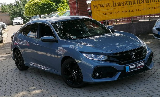 Honda Civic 1.0 T Elegance Navi Led!!!! Klíma.-...