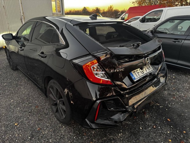 Honda Civic 1.0 T Elegance Navi Vgig Vezetett...