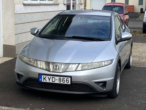 Honda Civic 1.4 Entry Magyarországi