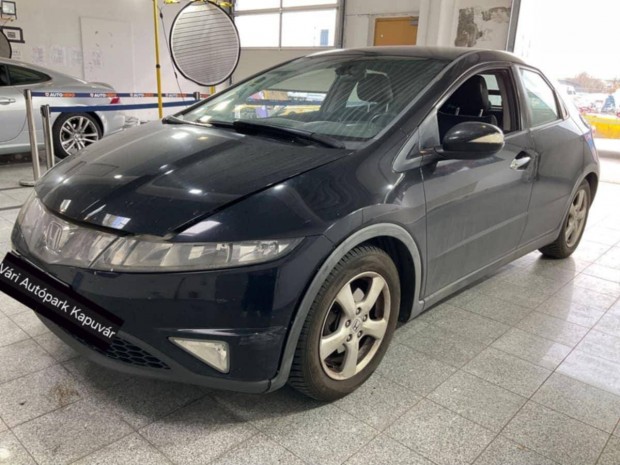 Honda Civic 1.4 Sport 152.091 km-t futott garan...