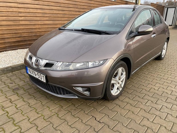 Honda Civic 1.4 Sport