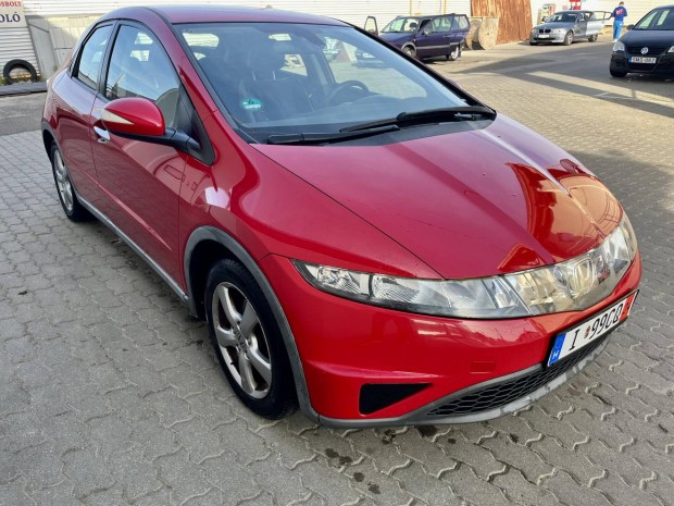 Honda Civic 1.4 Sport Digitklima.Sportfutm. 1...