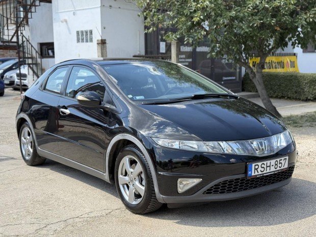 Honda Civic 1.4 Sport Garantált KM ! Megkímélt !