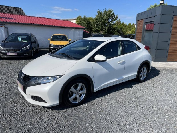 Honda Civic 1.4 Sport Garantált Km! Vezetett Sz...