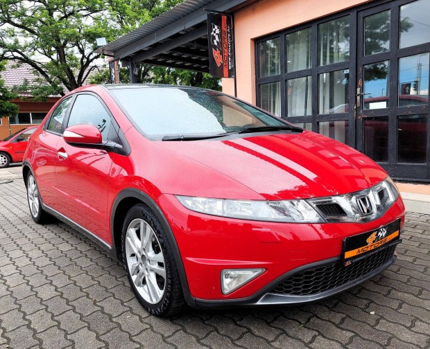 Honda Civic 1.8 Executive DUAL Digitklma. Veze...