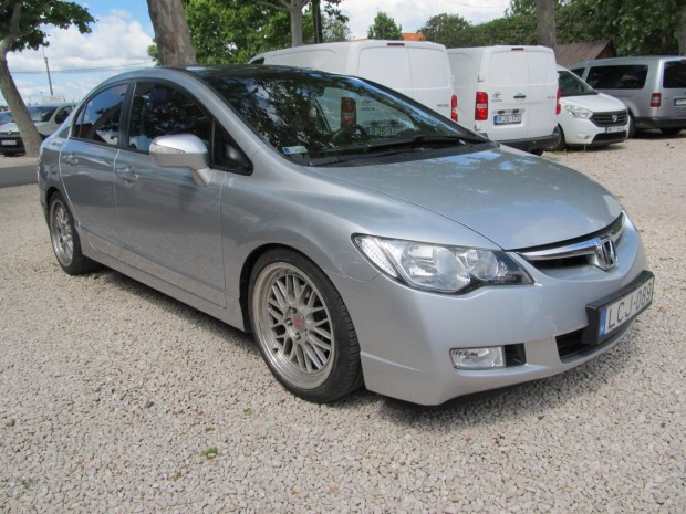 Honda Civic 1.8 LS Magyarországi