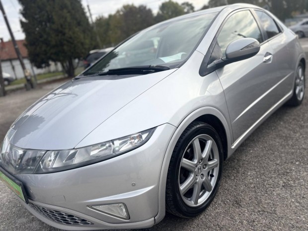 Honda Civic 1.8 Sport 168eKm!