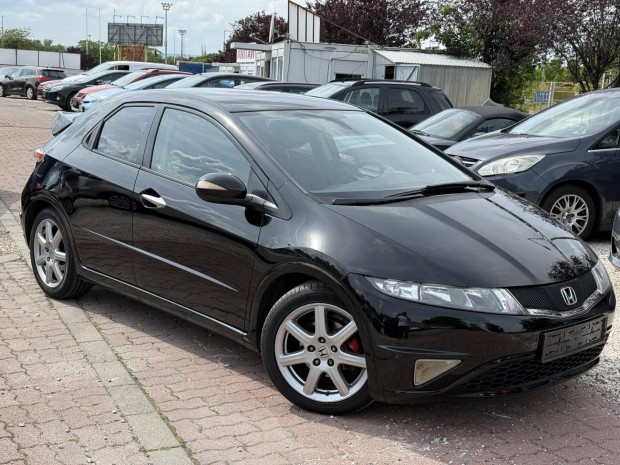 Honda Civic 1.8 Sport Friss vizsga!