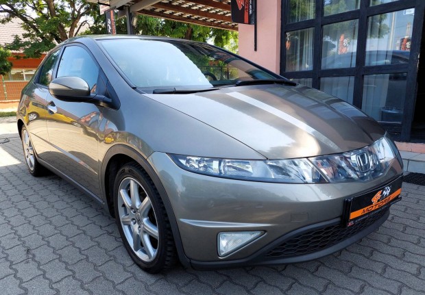 Honda Civic 1.8 Sport Gyári Fényezés. Digitklím...