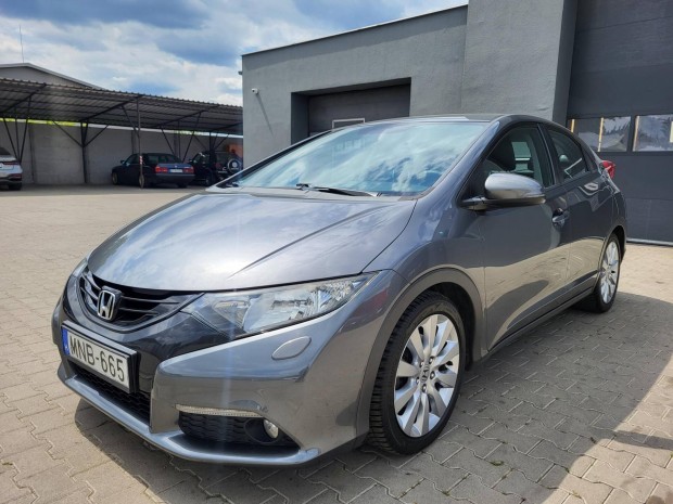 Honda Civic 1.8 Sport Magyarországi!!!Ülésfűtés...