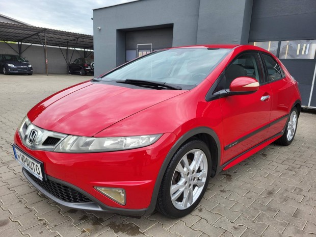 Honda Civic 1.8 Sport Special Edition 184.000KM...