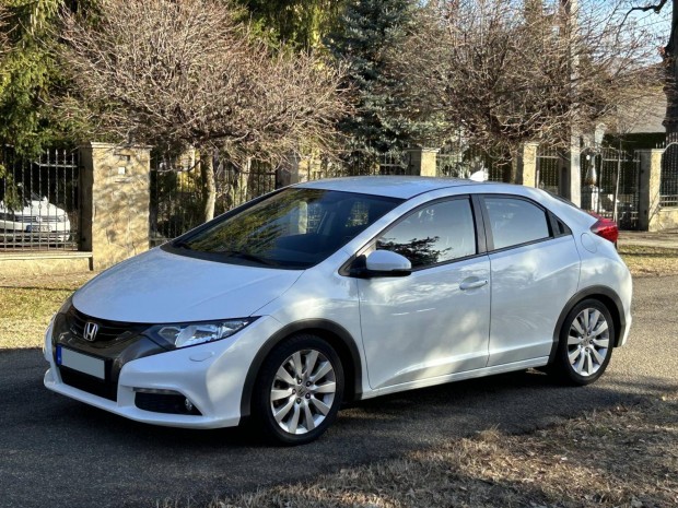 Honda Civic 1.8 Sport Tolatkamera!!! lsfts...