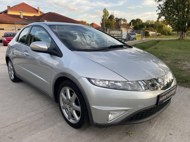 Honda Civic 1.8 Sport // Digit Klma // Tempoma...