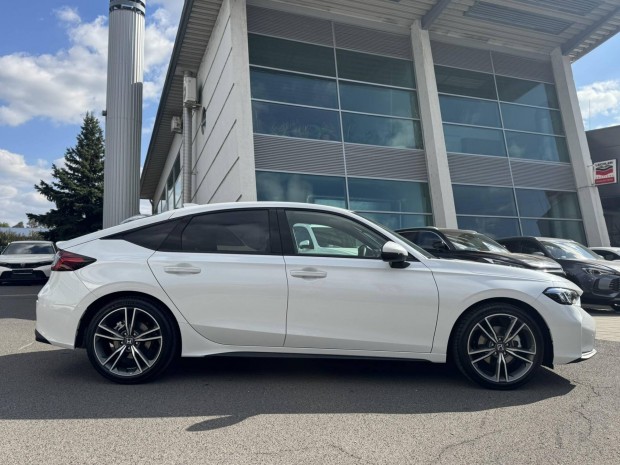 Honda Civic 2.0 i-MMD Hybrid Advance ecvt 2026-...