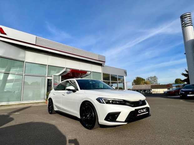 Honda Civic 2.0 i-MMD Hybrid Advance ecvt