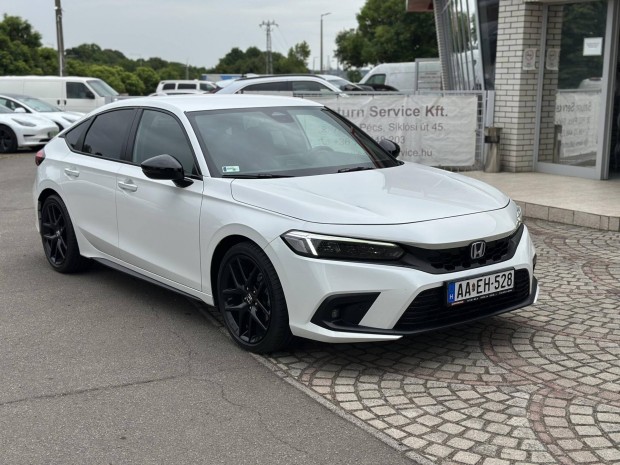 Honda Civic 2.0 i-MMD Hybrid Sport ecvt Magyaro...