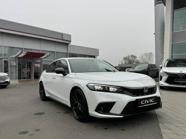 Honda Civic 2.0 i-MMD Hybrid Sport ecvt Raktárk...