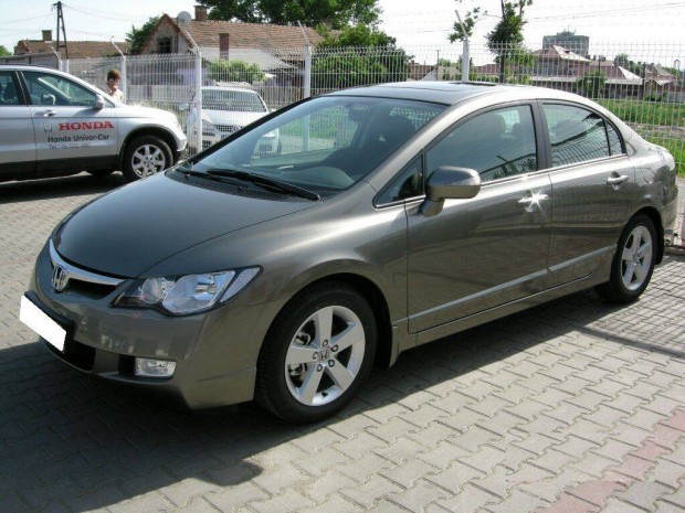 Honda Civic 8Gen alkatrész