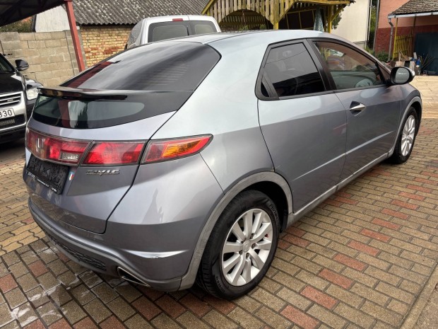 Honda Civic 8 2.2cdti dpf