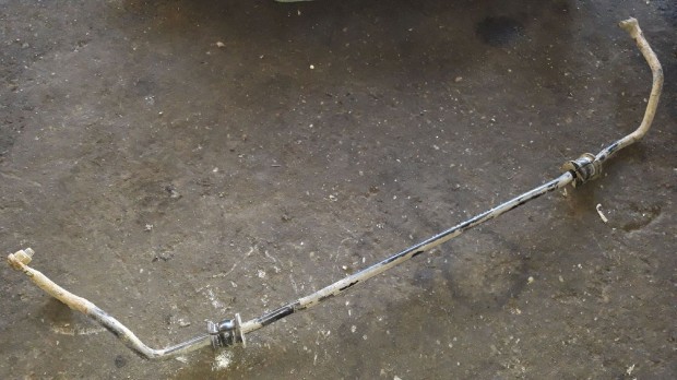 Honda Civic ES9 Hátsó Kanyarstabilizátor Rúd