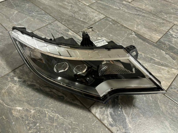 Honda Civic IX (2011-2016) 33100-TV0_-G516-M1 jobb első LED fényszóró