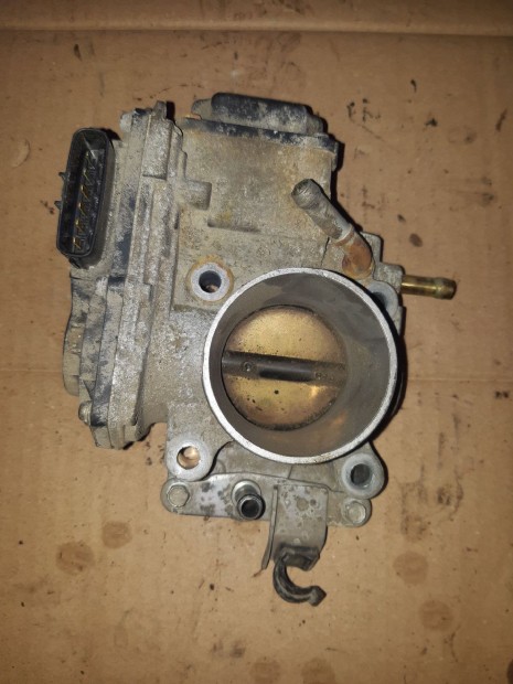 Honda Civic VIII Fojtószelep