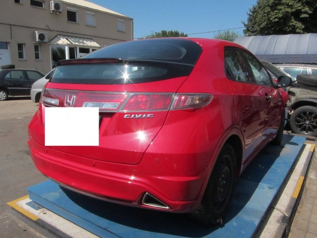 Honda Civic VIII hasznlt alkatrszek