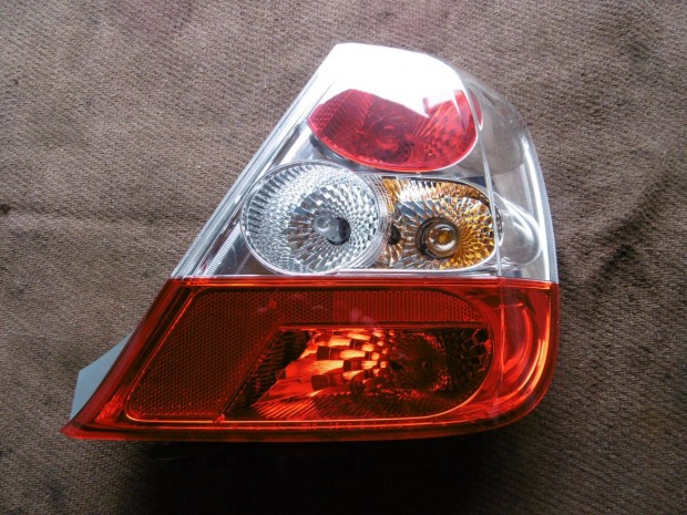 Honda Civic VII 3ajtós Jobb Hátsó Lámpa