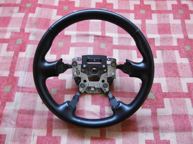 Honda Civic VII 5D Gyri Brkormny