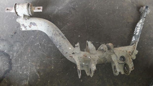 Honda Civic VII ES9 Bal H�ts� Leng�kar