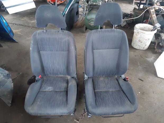 Honda Civic VII ES9 Els� �l�s Garnit�ra