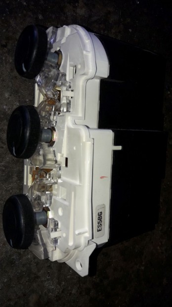 Honda Civic VII ES9 F�t�skapcsol�