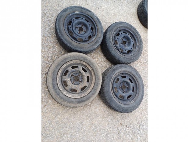 Honda Civic VII  (2001-2005) 14"  4x100 Lemezfelni Garnit�ra