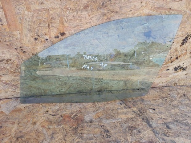 Honda Civic VII  (2001-2005) Bal Els� Ajt� �veg